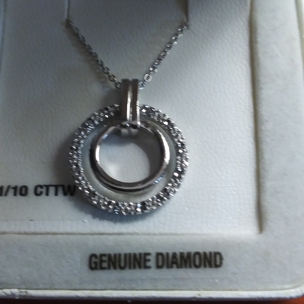 Silver and diamond necklace